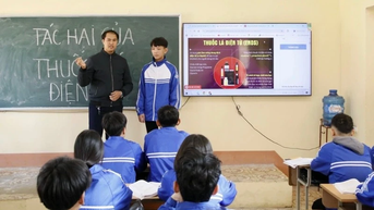 Chính sách rõ ràng, lãnh đạo làm gương trong ngăn chặn tác hại thuốc lá vào trường học