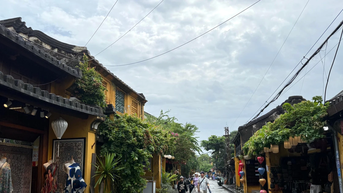 Tháng 10, Việt Nam đón 1,73 triệu lượt khách quốc tế, tăng 13,8% so với tháng trước