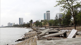 Kè biển hư hỏng khi thiết kế không phù hợp thực tế