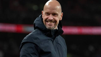 Ajax sa thải người cũ của Liverpool, chuẩn bị bổ nhiệm người cũ của MU