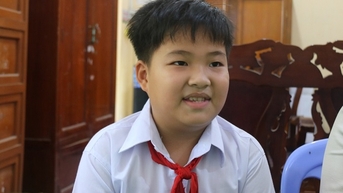 Mùa nước nổi và ước mơ ngôi trường mới ở 'miền biên'