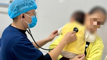 កុមារដែលមានជំងឺផ្តាសាយ 3 ថ្ងៃបានធ្លាក់ចូលទៅក្នុងផលវិបាកធ្ងន់ធ្ងរ