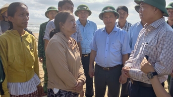 Bí thư Tỉnh ủy Thái Đại Ngọc: Giúp dân khắc phục hậu quả bão số 13 là nhiệm vụ cấp bách, ưu tiên hàng đầu