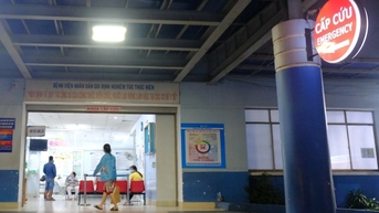 Hơn 80 ca nhập viện sau khi ăn bánh mì ở TPHCM, tìm ra vi khuẩn gây ngộ độc