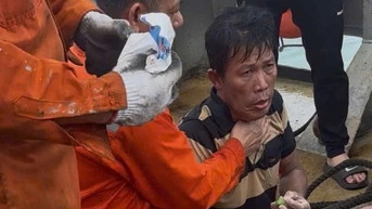 Cứu sống một trong ba người, bị sóng cuốn trôi, sau 2 ngày mất tích ở Lý Sơn