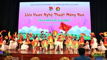 Liên hoan nghệ thuật Măng non năm 2025 với chủ đề “Em là mầm non của Đảng” - Báo Cao Bằng điện tử