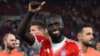 MU dẫn đầu cuộc đua giành trung vệ Upamecano