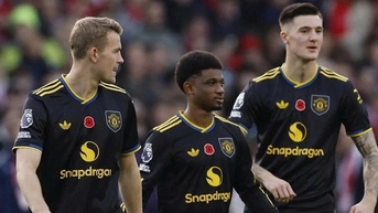 Trực tiếp Ngoại hạng Anh 2025-2026: Tottenham quyết đấu Man United