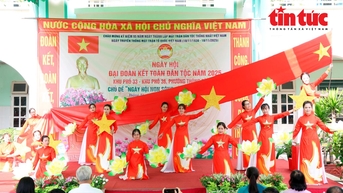 ទិវាឯកភាពជាតិដ៏អស្ចារ្យនៅទីក្រុងហូជីមិញ