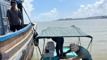 Đồn Biên phòng An Hải hỗ trợ khắc phục sự cố tàu cá,...