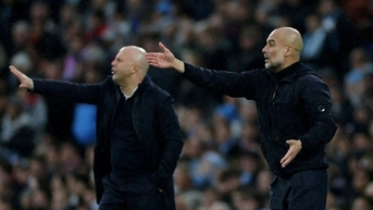 Man City đối đầu Liverpool, HLV Pep Guardiola đạt cột mốc ấn tượng