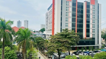 Môi trường cơ sở y tế xanh - sạch - đẹp: Khi mỗi người góp sức cho một cây xanh, phân loại rác thải đúng chỗ