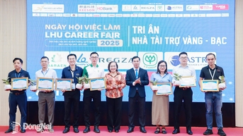 Trường đại học Lạc Hồng tổ chức ngày hội việc làm kết nối sinh viên với doanh nghiệp