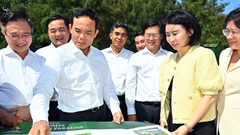 Bí thư Trần Lưu Quang khảo sát đô thị lấn biển Cần Giờ, yêu cầu thi công nhanh, đúng tiến độ