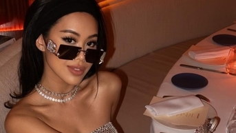 Cuộc sống xa hoa, du lịch khắp thế giới của em chồng Tăng Thanh Hà sắp cưới