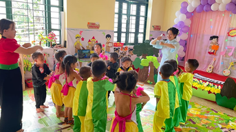 ដំណើរនៃ 'ភ្ជាប់អក្សរ' នៅក្នុងភូមិដាច់ស្រយាលនៃ Hong Ngai