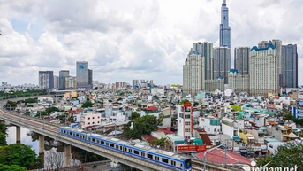 Bộ Chính trị: Khởi công nhà máy điện hạt nhân, đường sắt quốc tế từ đầu năm 2026