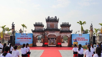 Yêu di tích văn hóa - lịch sử theo cách của người trẻ