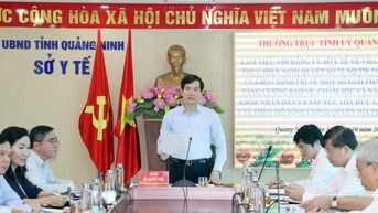 ខេត្ត Quang Ninh រៀបចំប្រព័ន្ធសុខាភិបាលឡើងវិញតាមគំរូរដ្ឋាភិបាលមូលដ្ឋាន ២ កម្រិត៖ រៀបចំរចនាសម្ព័ន្ធឡើងវិញគ្រប់ជ្រុងជ្រោយ យកប្រជាជនជាមជ្ឈមណ្ឌលសេវាកម្ម