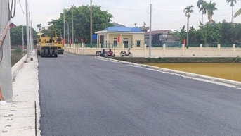 Giao thông nông thôn thúc đẩy phát triển kinh tế - xã hội