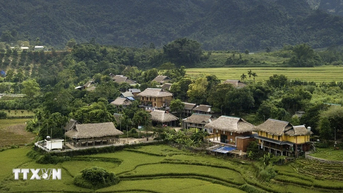Bản Giang Mỗ - nơi văn hóa Mường cổ hòa quyện cùng du lịch bền vững