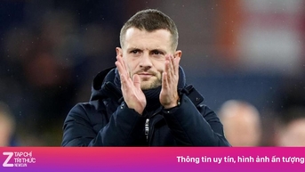 HLV Wilshere thăng hoa