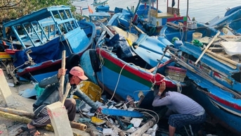 ខ្យល់ព្យុះ​បំផ្លាញ​ទូក​នេសាទ​រាប់រយ​គ្រឿង ប្រជា​នេសាទ​បាត់បង់​ជីវភាព​