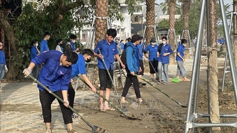 ការ​ចល័ត​កម្លាំង​ចូលរួម​សម្អាត​ទូទៅ​ក្រោយ​ទឹកជំនន់