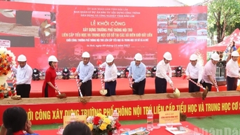 Phó Thủ tướng Mai Văn Chính dự lễ khởi công xây dựng...