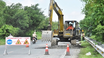 Sửa chữa quốc lộ 61 đoạn Bến Nhứt - cầu Rạch Tìa, giải tỏa nỗi khổ cho dân