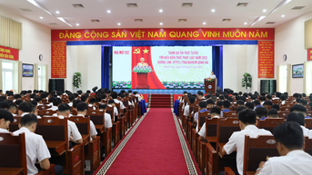 Nhà máy X52 hưởng ứng Ngày Pháp luật Việt Nam 2025