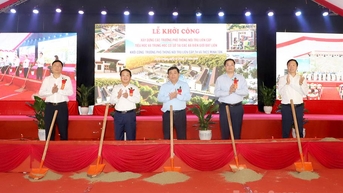Tuyên Quang khởi công 5 trường biên giới