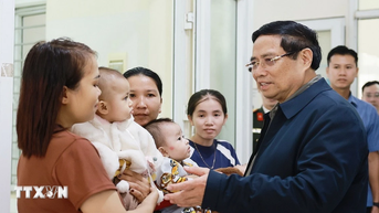 Thủ tướng thăm cán bộ, nhân dân xã biên giới Yên Khương của tỉnh Thanh Hóa