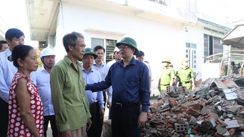 Phó Thủ tướng Hồ Quốc Dũng: Khắc phục nhanh nhất-quyết liệt nhất-hiệu quả nhất các thiệt hại bão số 13