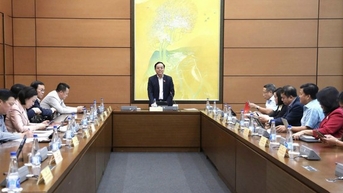 ធ្វើឱ្យស្ថាប័នផ្លាស់ប្តូរឌីជីថលដ៏ទូលំទូលាយ និងរួមបញ្ចូល - មិនទុកនរណាម្នាក់នៅពីក្រោយ