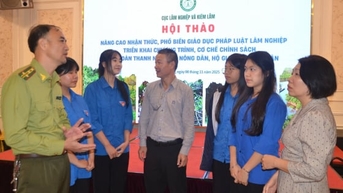 ផ្សព្វផ្សាយការយល់ដឹងអំពីច្បាប់ព្រៃឈើដល់យុវជន