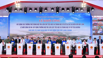 [Ảnh] Thủ tướng Phạm Minh Chính chủ trì Lễ khởi công xây dựng các trường phổ thông nội trú liên cấp Tiểu học và Trung học cơ sở tại các xã biên giới đất liền