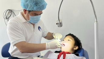 Báo động tình trạng sức khoẻ răng miệng người cao tuổi và trẻ em ở Việt Nam