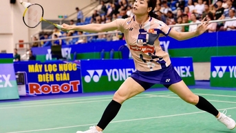 Nguyễn Thùy Linh trở lại ấn tượng sau chấn thương