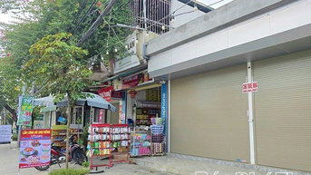 ទីប្រជុំជនត្រជាក់ "ដីមាស" ស្ងប់ស្ងាត់នៅភាគខាងត្បូងនៃខេត្ត