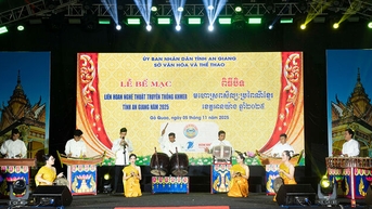 មហោស្រពសិល្បៈប្រពៃណីខ្មែរ