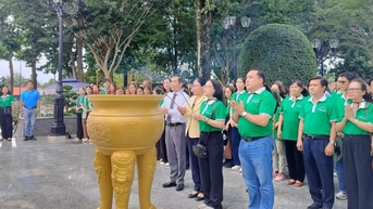 គ្រួសារវៀតណាមជាមួយនិស្សិតឡាវ និងកម្ពុជា៖ ការតភ្ជាប់តាមរយៈដំណើរនៃការដឹងគុណ និងការចែករំលែក