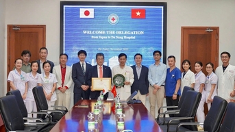 មន្ទីរពេទ្យ Da Nang ពង្រីកកិច្ចសហប្រតិបត្តិការអន្តរជាតិលើវិស័យសរសៃប្រសាទ