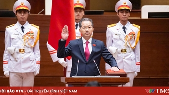 វីដេអូ៖ ប្រធានចៅក្រមថ្មីនៃតុលាការប្រជាជនកំពូល លោក Nguyen Van Quang ស្បថចូលកាន់តំណែង