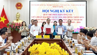 ចុះហត្ថលេខាលើបទប្បញ្ញត្តិសម្របសម្រួលរវាងស្ថាប័នជាប់ឆ្នោត រដ្ឋាភិបាល និងរណសិរ្សមាតុភូមិវៀតណាមខេត្ត An Giang