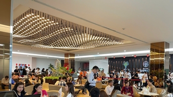 Chuyên gia lý giải hiện tượng khách xếp hàng giữ chỗ dự án Vinhomes Green Paradise