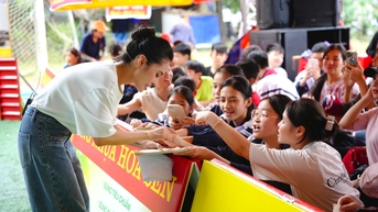 Khán giả Thủ đô đồng hành sẻ chia cùng “Mái ấm gia đình Việt”: Gần 1,5 tỷ đồng được gửi trao cho các em nhỏ mồ côi