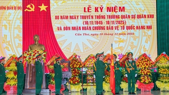 សាលាយោធភូមិភាគទី៩ ទទួលបានមេដាយការពារមាតុភូមិ ថ្នាក់ទី២