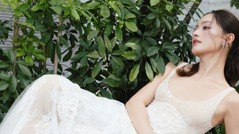 MC Trấn Thành khác lạ không nhận ra, diễn viên Lan Phương tung ảnh gợi cảm