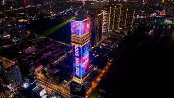 Saigon Marina IFC Tower ភ្លឺក្នុងសប្តាហ៍មិត្តភាពវៀតណាម-អង់គ្លេស